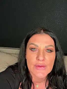 Nola Luxx-offiziell online show from 01-08-26, 06:54