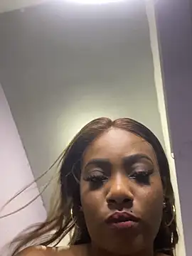 Snapshot of janny2897 chatting on 11-24-25, 05:51 janny2897 online show from 11-24-25, 05:51