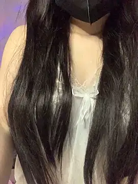 Snapshot of swallow-nice chatting on 11-24-25, 03:56 swallow-nice online show from 11-24-25, 03:56