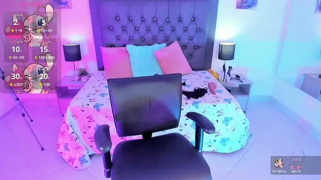 Snapshot of dulce_fresa_ chatting on 10-30-25, 02:57 dulce fresa online show from 10-30-25, 02:57