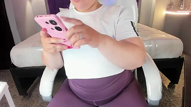 Miss Francheska online show from 06-01-26, 11:56