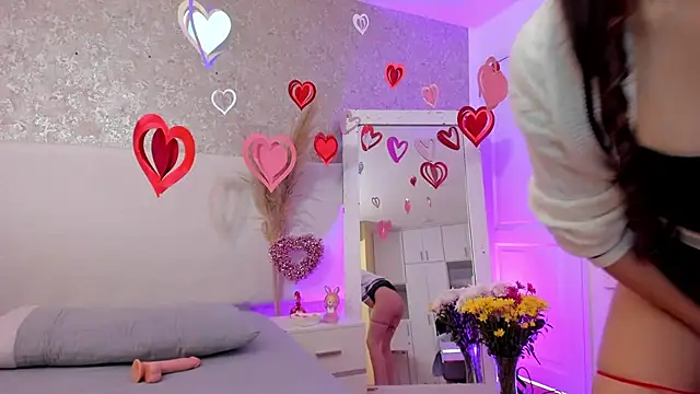 AnniieCooper online show from 02-12-26, 01:06