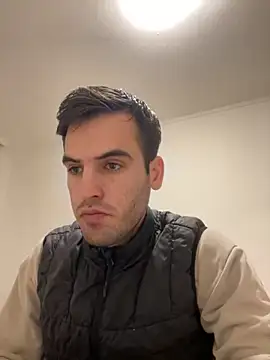 dino2603 online show from 11-04-25, 06:07