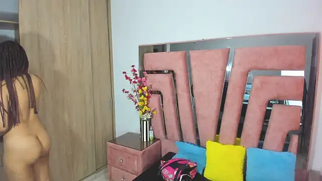 MaraKarly online show from 09-20-25, 07:37