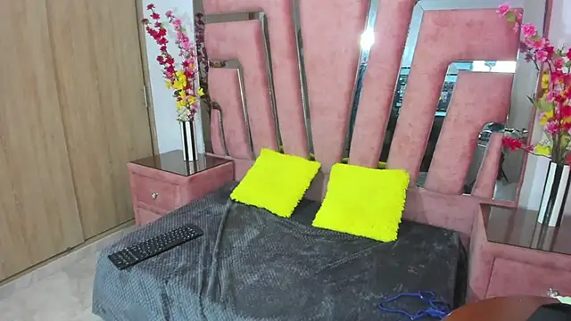 MaraKarly online show from 02-09-26, 07:18