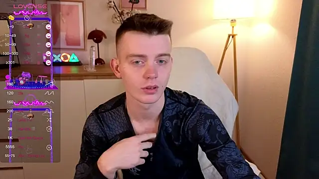 happy de1mos online show from 10-02-25, 07:43