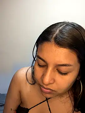 Snapshot of _Chloe_Smith chatting on 10-05-25, 11:08 Chloe Smith online show from 10-05-25, 11:08