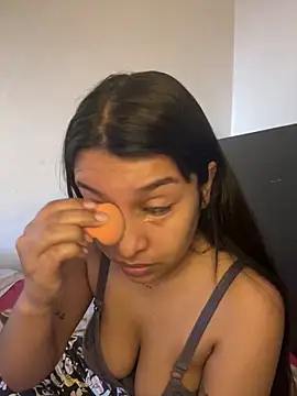  Chloe Smith online show from 03-17-26, 05:16