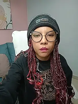 gigi1326 online show from 10-29-25, 07:48