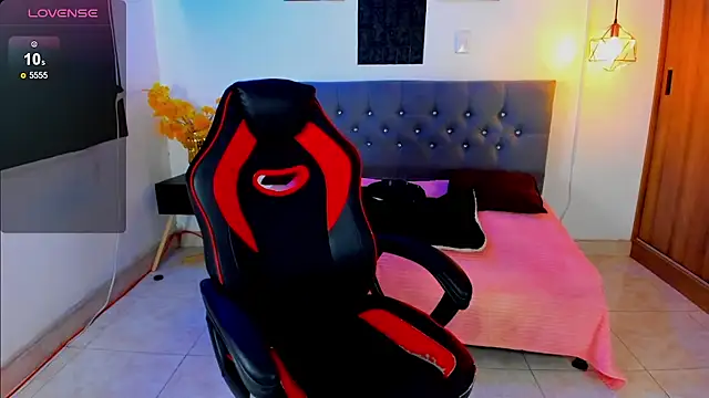 Nicolas James Sc online show from 12-04-25, 01:42