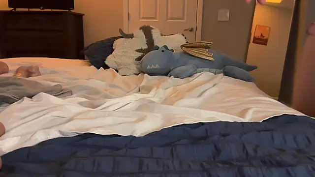 AshenBayou online show from 09-19-25, 03:30