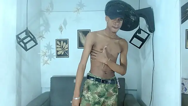 criss zuri online show from 09-12-25, 11:43