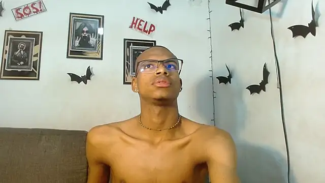 criss zuri online show from 10-30-25, 11:22