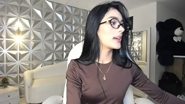 zoerouse  online show from 01-17-26, 08:45