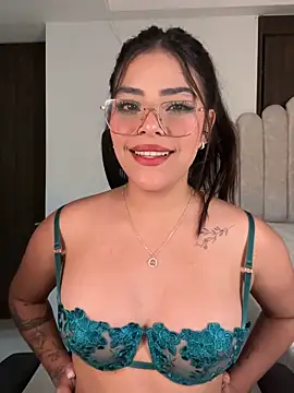 Sara-Evans online show from 03-25-26, 02:39