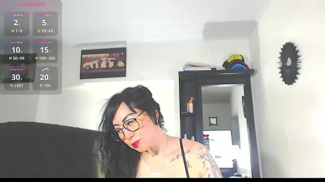 Vicky hotmilf online show from 10-23-25, 10:47