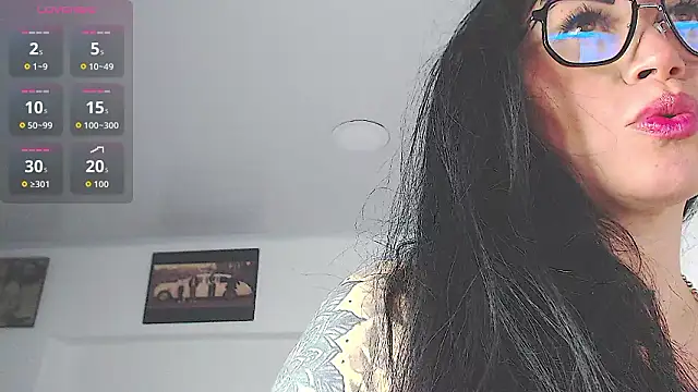 Vicky hotmilf online show from 02-11-26, 11:15