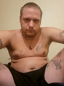 GladsomeLark online show from 09-15-25, 06:57