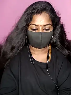 Snapshot of tamilammukuttyy chatting on 10-04-25, 05:55 tamilammukuttyy online show from 10-04-25, 05:55