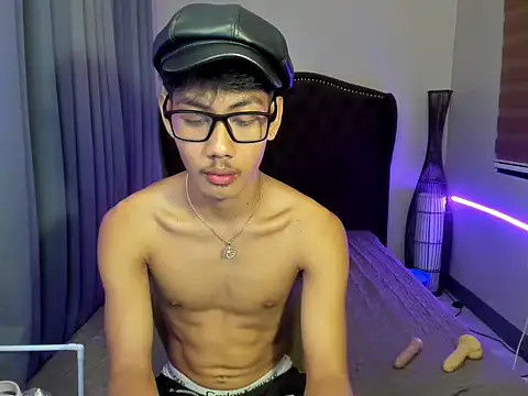 Snapshot of fucking_hot2 chatting on 04-10-26, 02:28 fucking hot2 online show from 04-10-26, 02:28