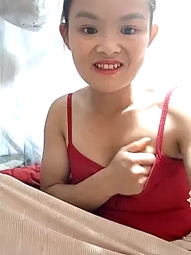 xinhxinhcute online show from 10-13-25, 03:06