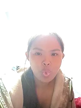 xinhxinhcute online show from 12-02-25, 11:15