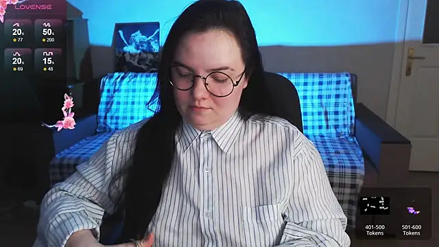 EmillyBones online show from 04-04-26, 05:21