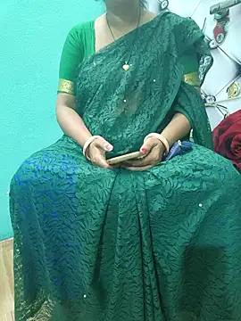 Snapshot of desi_boudi87 chatting on 10-08-25, 01:09 desi boudi87 online show from 10-08-25, 01:09