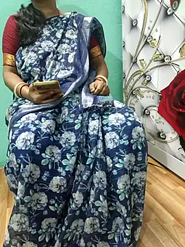 Snapshot of desi_boudi87 chatting on 10-18-25, 11:33 desi boudi87 online show from 10-18-25, 11:33