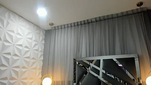 Snapshot of MAGIC_TESSA chatting on 10-15-25, 06:41 MAGIC TESSA online show from 10-15-25, 06:41