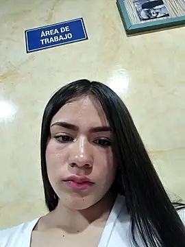 CHARLOTTE  05 online show from 10-16-25, 01:23