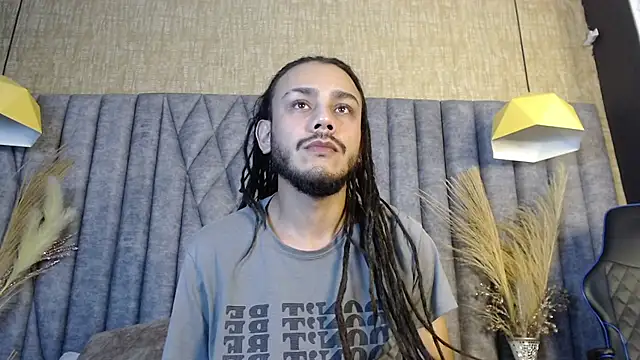 Boss Domiinator online show from 10-05-25, 04:00