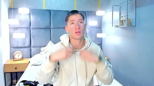 HunterHeat  online show from 09-19-25, 12:50