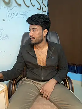 Snapshot of MeekBatgirl chatting on 11-22-25, 04:28 MeekBatgirl online show from 11-22-25, 04:28