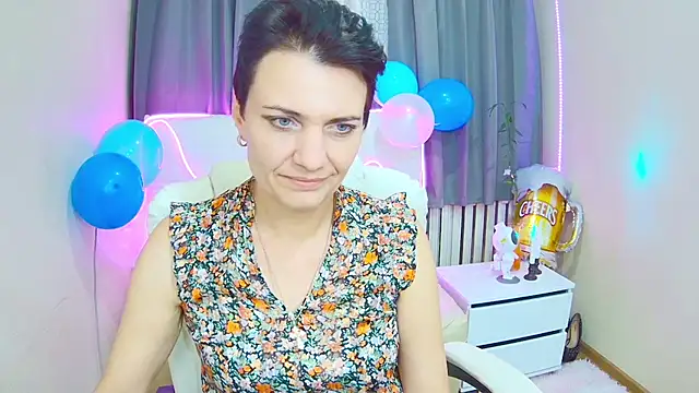 Snapshot of AvaSaturnian chatting on 09-17-25, 12:18 AvaSaturnian online show from 09-17-25, 12:18