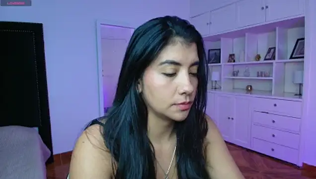 nina moen online show from 10-09-25, 10:52