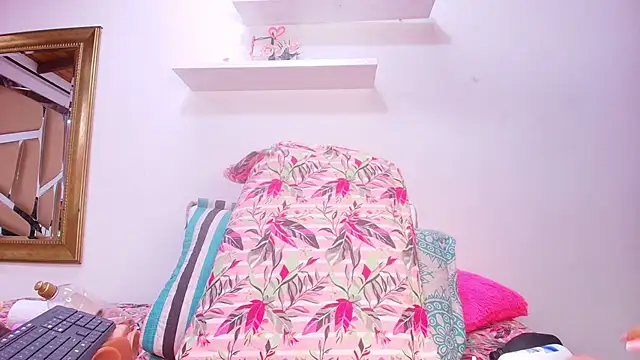 sweegirl69 online show from 09-20-25, 11:55