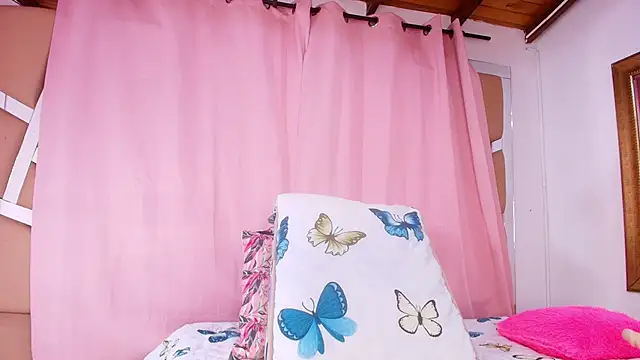 sweegirl69 online show from 10-10-25, 11:53