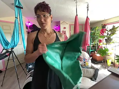 kinkycanner online show from 04-09-26, 08:03