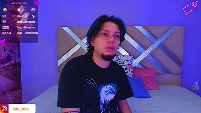 Snapshot of Laia_and_Damian chatting on 09-20-25, 07:48 Laia and Damian online show from 09-20-25, 07:48