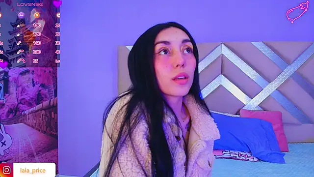 Snapshot of Laia_and_Damian chatting on 09-22-25, 07:38 Laia and Damian online show from 09-22-25, 07:38