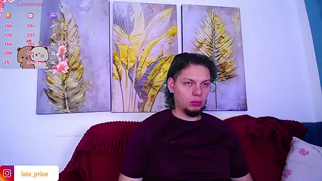 Snapshot of Laia_and_Damian chatting on 11-05-25, 12:05 Laia and Damian online show from 11-05-25, 12:05