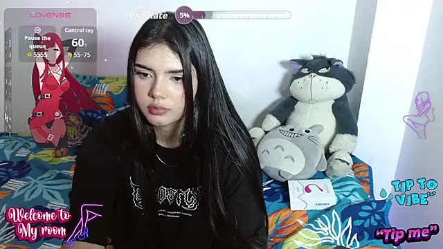 Emma yui19 online show from 10-28-25, 11:29