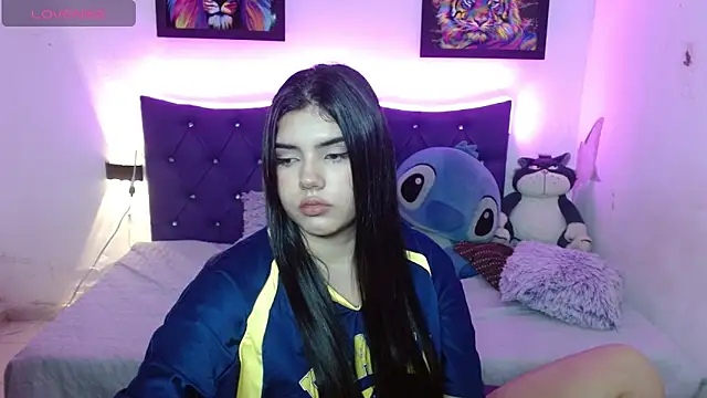 Emma yui19 online show from 04-19-26, 03:28