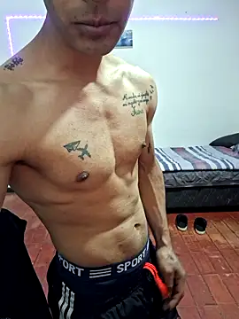 Snapshot of Negritovergonn chatting on 09-15-25, 10:54 Negritovergonn online show from 09-15-25, 10:54