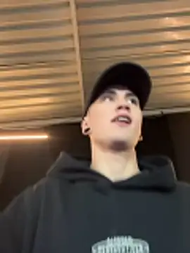 Sebas maverick online show from 04-16-26, 10:12