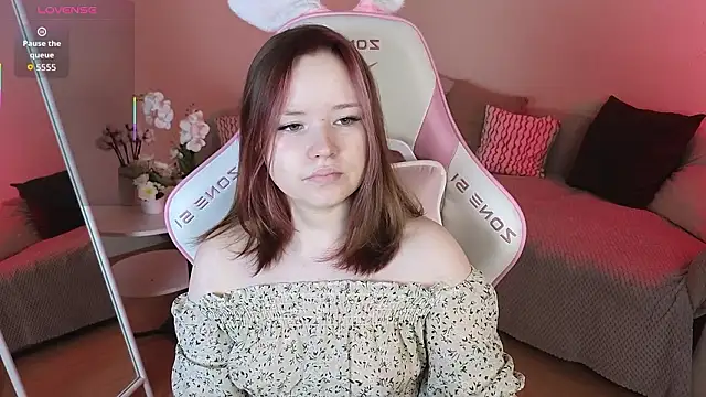 Sweetie Hope online show from 03-07-26, 04:37