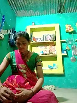 Snapshot of H_seema chatting on 04-11-26, 02:21 H seema online show from 04-11-26, 02:21