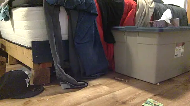 Snapshot of edger4lif3 chatting on 09-22-25, 05:15 edger4lif3 online show from 09-22-25, 05:15