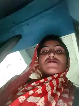 LUCKY cut online show from 10-22-25, 11:15